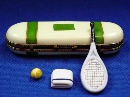 TENNIS CASE W/ RACQUET/BALL/TOWEL